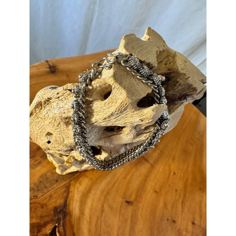 Vintage Boho Floral Link Curb Chain Bracelet Womens 6.75 Silver Tone Ornate